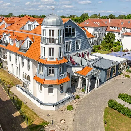 Baltischer Hof 13 *